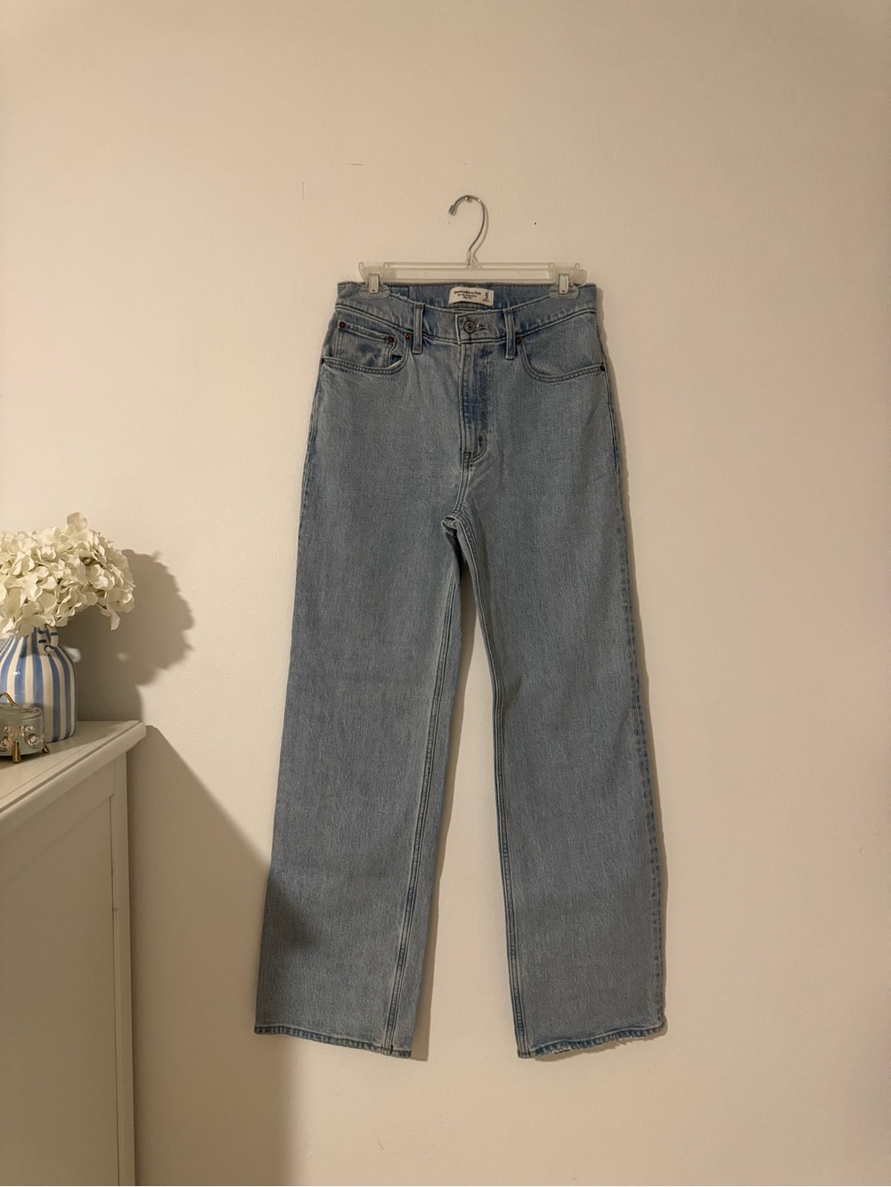 Abercrombie & Fitch Light Wash Straight Leg Jeans